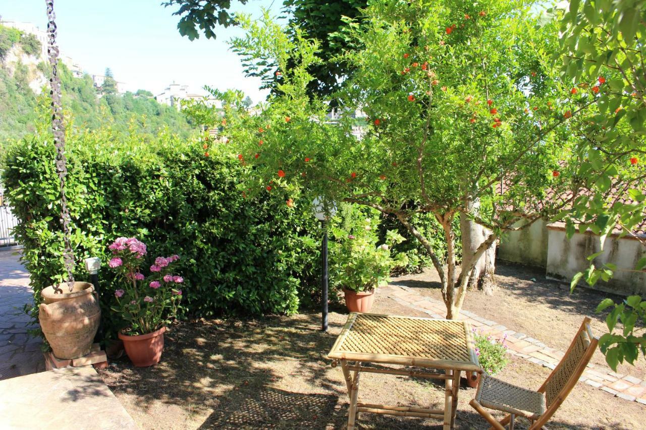 Le Coste Bed & Breakfast Veroli Eksteriør bilde
