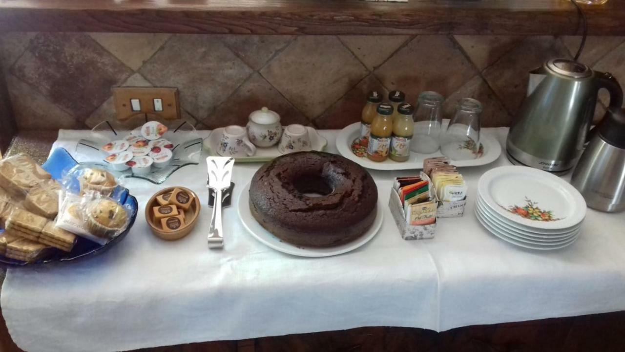 Le Coste Bed & Breakfast Veroli Eksteriør bilde